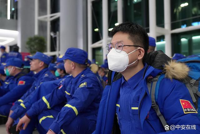 程昊：我是記者，也是名...