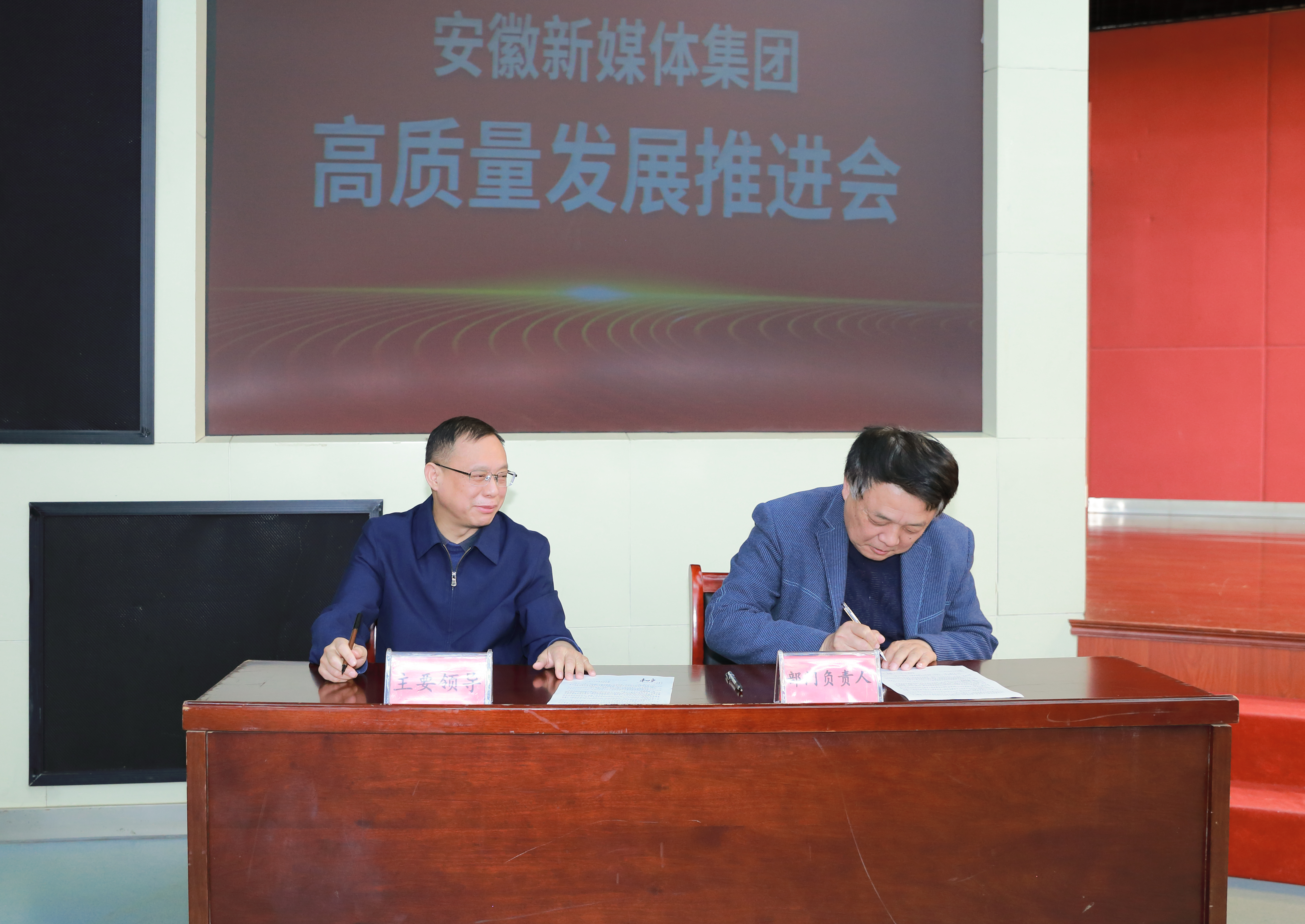 IMG_9398.jpg IMG_9398.jpg